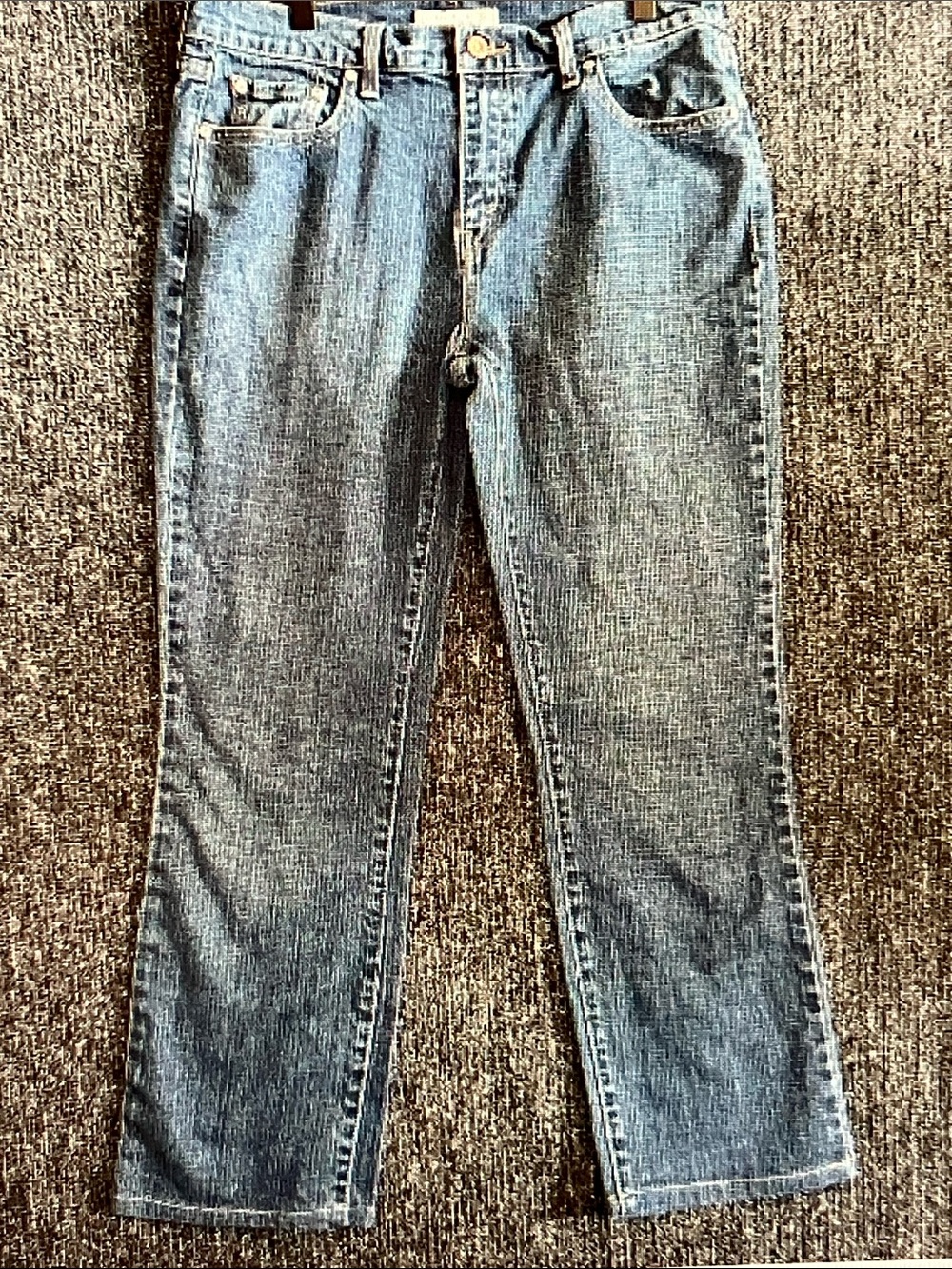 Levi's Women's Straight Leg Jeans in Classic Blue Denim